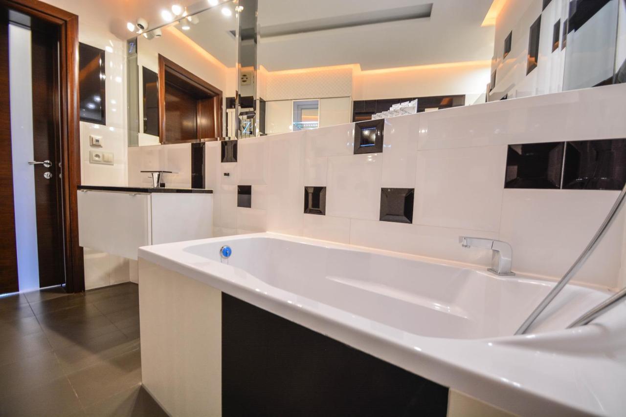 Apartamenty Bryza - Chelmonskiego - Parking - Centrum Свіноуйсьце Екстер'єр фото